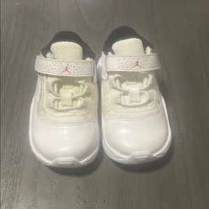 Jordan White Sneakers with Breathable Mesh and Velcro Strap
